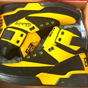 Ewing 33 HI Patrick ewing